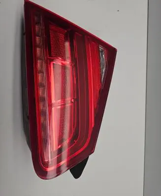 Tailgate rear/tail lights