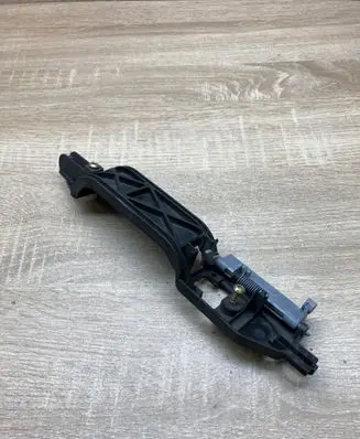 Ford Focus Rear door exterior handle/bracket XS41A266B22AJ Rightside