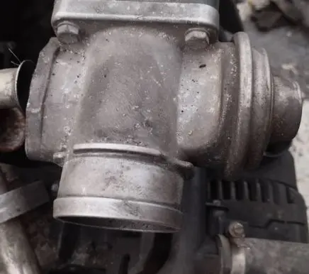 BMW 5 E39 EGR valve