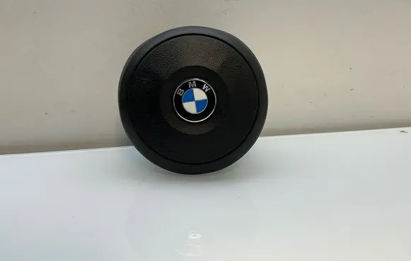 BMW 6 E63 E64 Steering wheel airbag 607384400 09B250LA02251