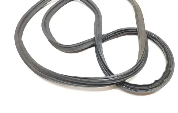 Mazda 6 Trunk rubber seal (body) 