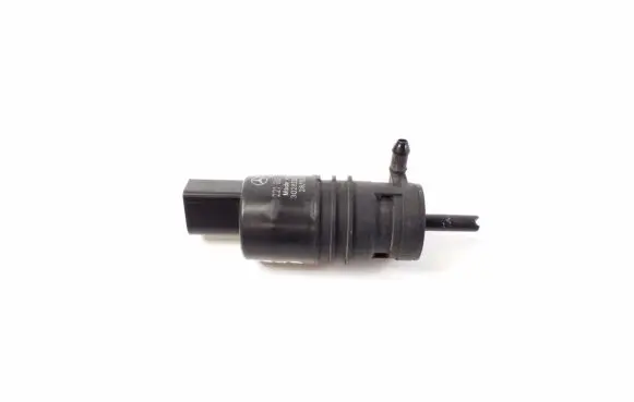 Mercedes-Benz CLS C218 X218 Windscreen/windshield washer pump A2218690121