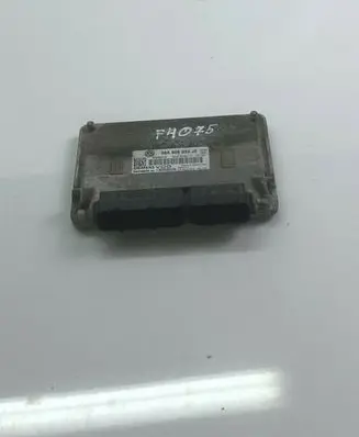 Skoda Octavia Mk2 (1Z) Other control units/modules 06A906033JE F4075