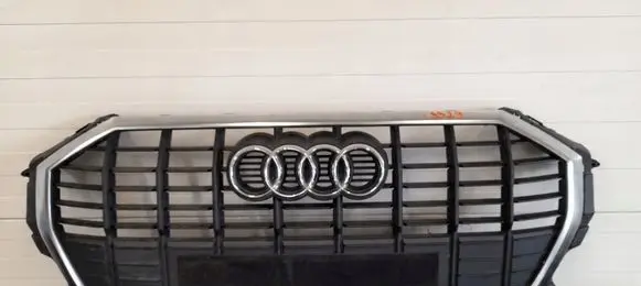 Audi Q3 8U Front grill 83A853651A