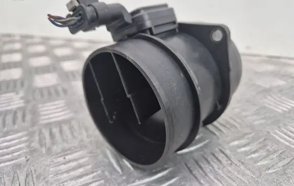 Mercedes-Benz C W204 Mass air flow meter A6510900248 037021455