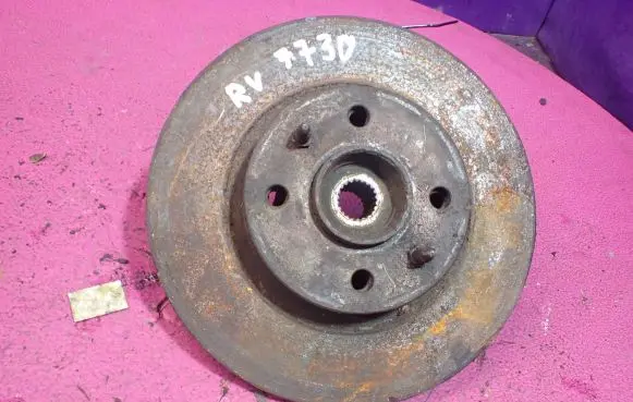 Fiat Punto (188) Front wheel hub spindle knuckle