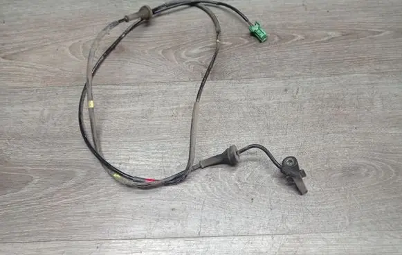 Volvo XC90 ABS rear brake sensor 08634248 071161043