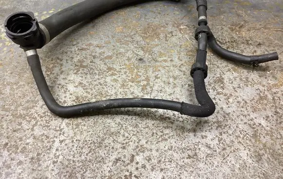 Volkswagen PASSAT B8 Engine coolant pipe/hose 5Q0122101GH PXR155119