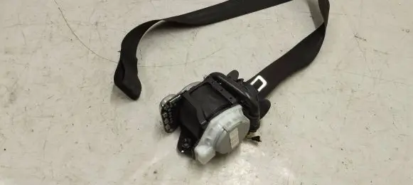 Audi A3 S3 8V Front seatbelt 8v3857706d