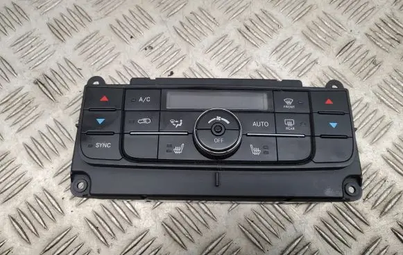 Jeep Grand Cherokee Climate control unit P68111109AL 68111109AL
