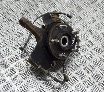 Hyundai i30 Front wheel hub 