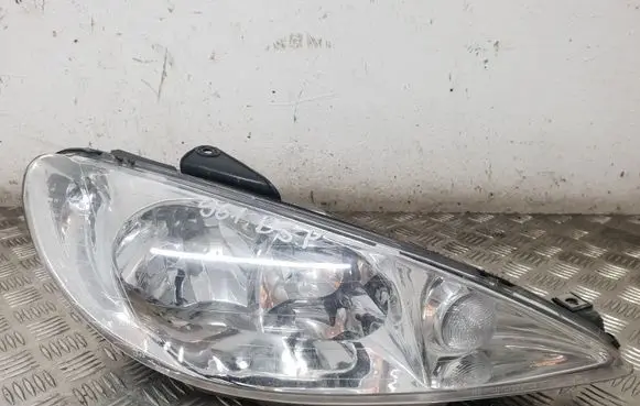 Peugeot 206 Headlight/headlamp PG075A001R 4600257007
