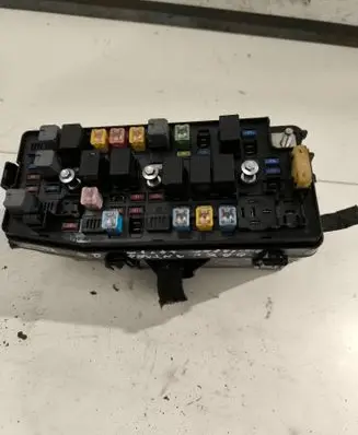 Opel Antara Fuse box set 95202898 2898U