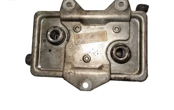 Mercedes-Benz Sprinter W901 W902 W903 W904 Engine oil radiator 