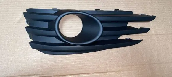 Front bumper lower grill