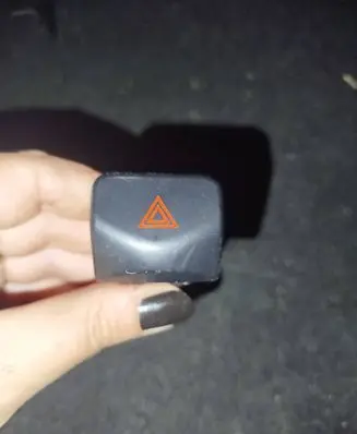 Nissan Note (E11) Hazard light switch 06019