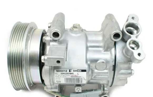 Renault Clio III Air conditioning (A/C) compressor (pump) 8200866437 5241207845 8200365787