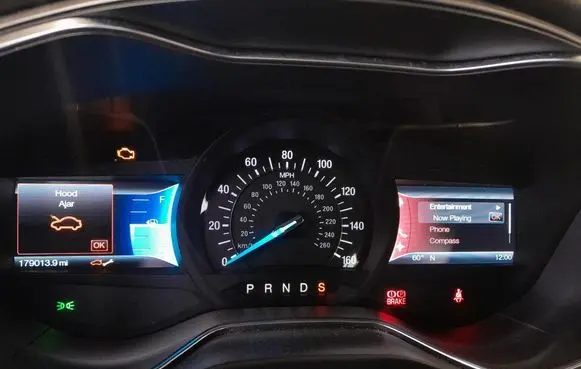 Ford Fusion Speedometer (instrument cluster) DS7T-10849-JJ