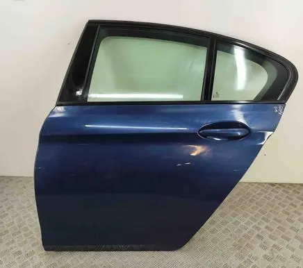 BMW 5 G30 G31 Rear door 7408963