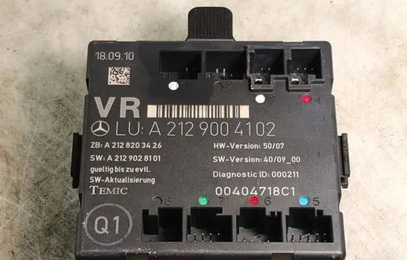 Mercedes-Benz E W212 Door control unit/module A2129004102 A2128203426 A2129028101