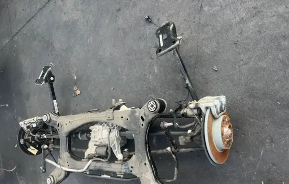 Alfa Romeo Tonale Rear axle beam 