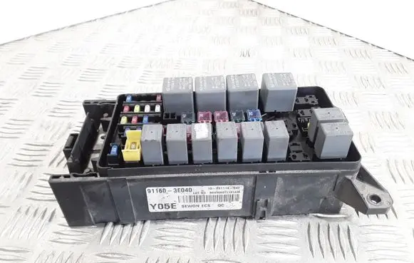 KIA Sorento Fuse module 911603E040