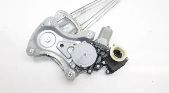 Toyota Auris 150 Sliding door window regulator with motor 8570202020