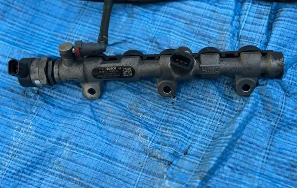Fuel main line pipe