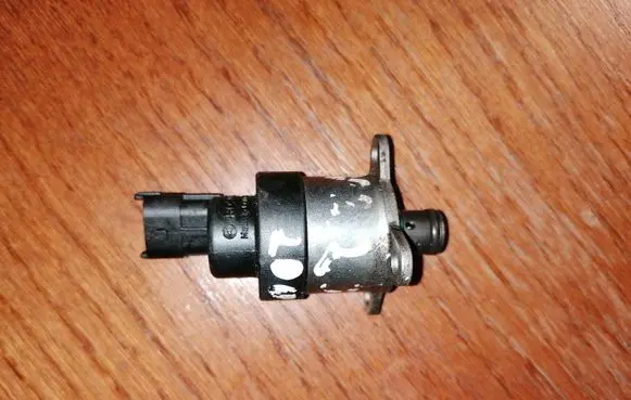 Renault Espace - Grand espace IV Fuel pressure regulator 