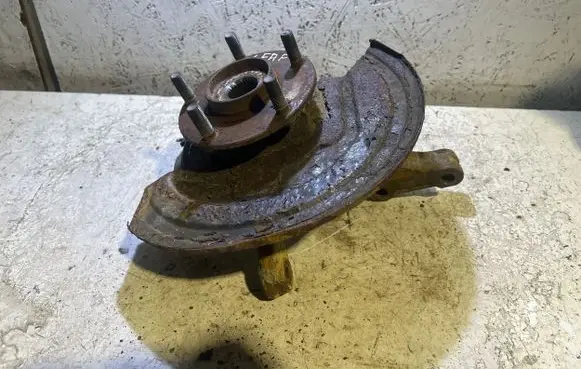 Nissan Leaf I (ZE0) Front wheel hub