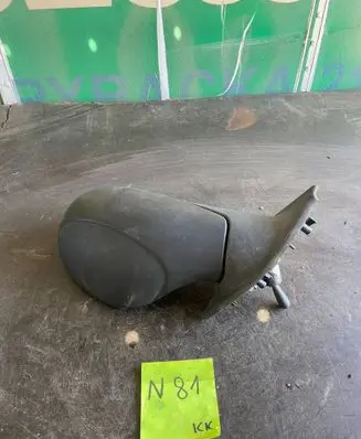 Citroen C3 Front door electric wing mirror 011030 E2011019 E2011030