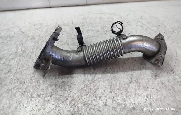 Land Rover Discovery Sport EGR valve line/pipe/hose G4D39F468KA