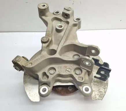 Chrysler Pacifica Rear wheel hub 016AB
