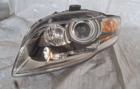 Audi A4 S4 B7 8E 8H Headlight/headlamp 8E0941003AF