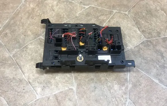 Mini Cooper Countryman R60 Fuse module 9360501