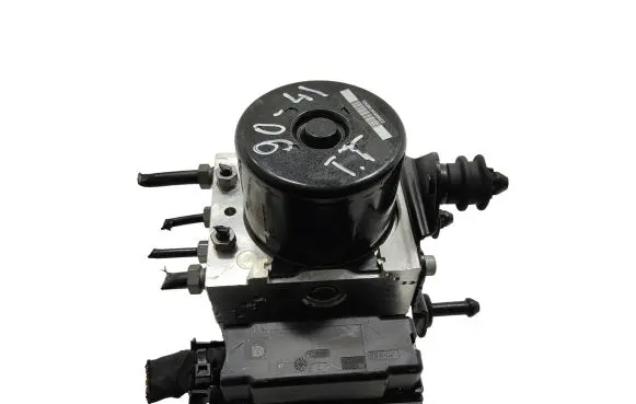 Audi TT TTS Mk2 ABS Pump 8J0614517E