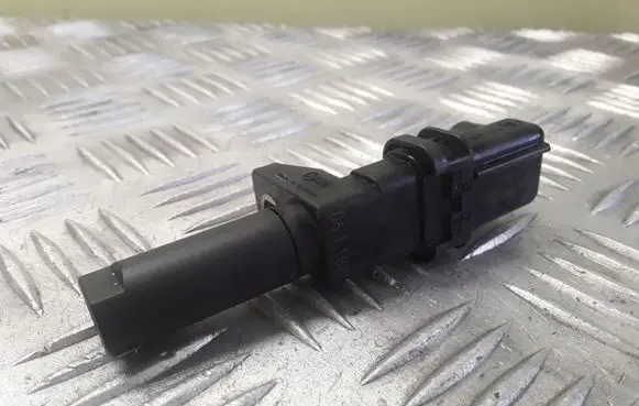 Mercedes-Benz E W211 Crankshaft position sensor A0041538728