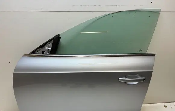 Audi A5 8T 8F Front door 