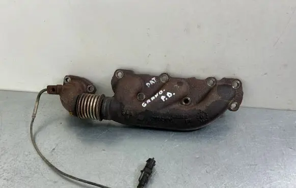 Jeep Grand Cherokee Exhaust manifold 21052110G