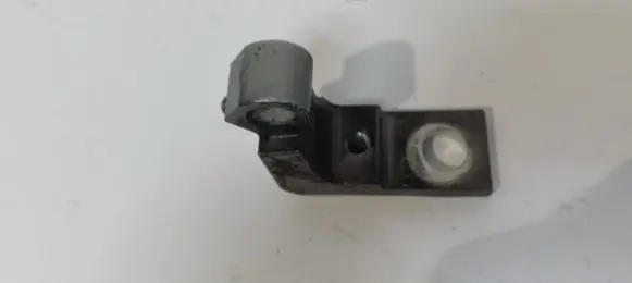 Audi A6 S6 C6 4F Front door upper hinge XS41708