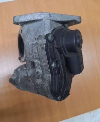 Volkswagen Jetta V EGR valve A2C53025941 2458A