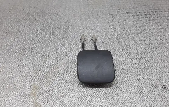 Rear bumper row hook cap/cover