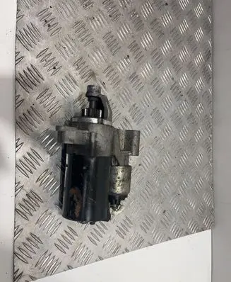 Audi A5 8T 8F Starter motor 06H911021