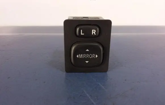 Toyota Auris 150 Mirror heating switch 769746C