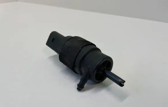 Audi A4 S4 B8 8K Windscreen/windshield washer pump 8K5955647