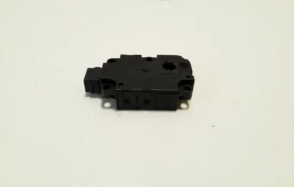 Mercedes-Benz EQB Air flap motor/actuator A0999063502 HEUT0045K EA301S1B1M01