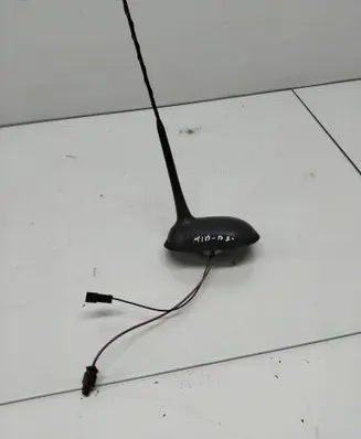 Mercedes-Benz B W245 Radio antenna A1698202675 50010199 098802133181