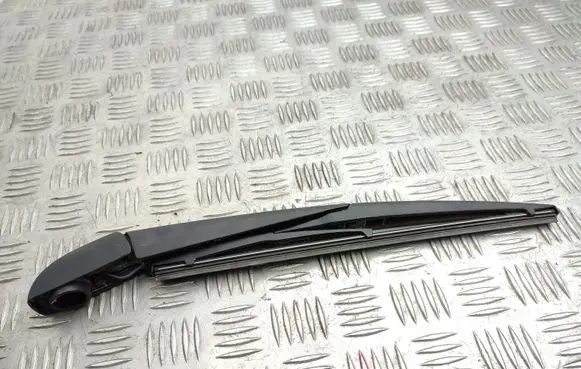 Toyota RAV 4 (XA50) Rear wiper blade 