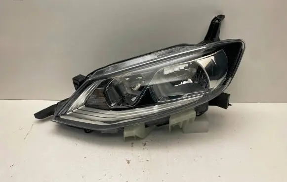 Nissan Pulsar Headlight/headlamp 260603ZL0A 10018068