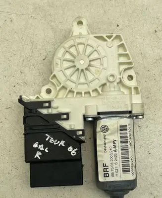 Volkswagen Touran I Rear door window regulator motor 995929210 1K0959704E